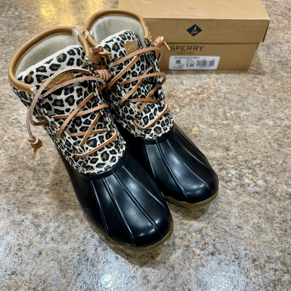 New Sperry Saltwater Duck Boots – Leopard Print – Girls Size 3